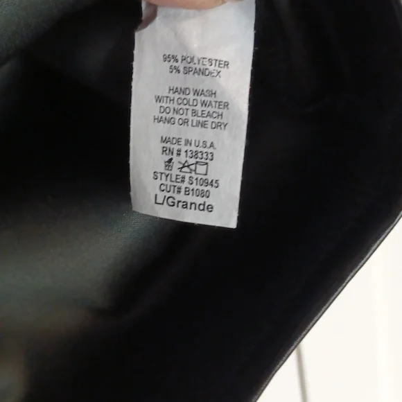 Seduction Black Leatherlike Mini Skirt - Picture 4 of 6